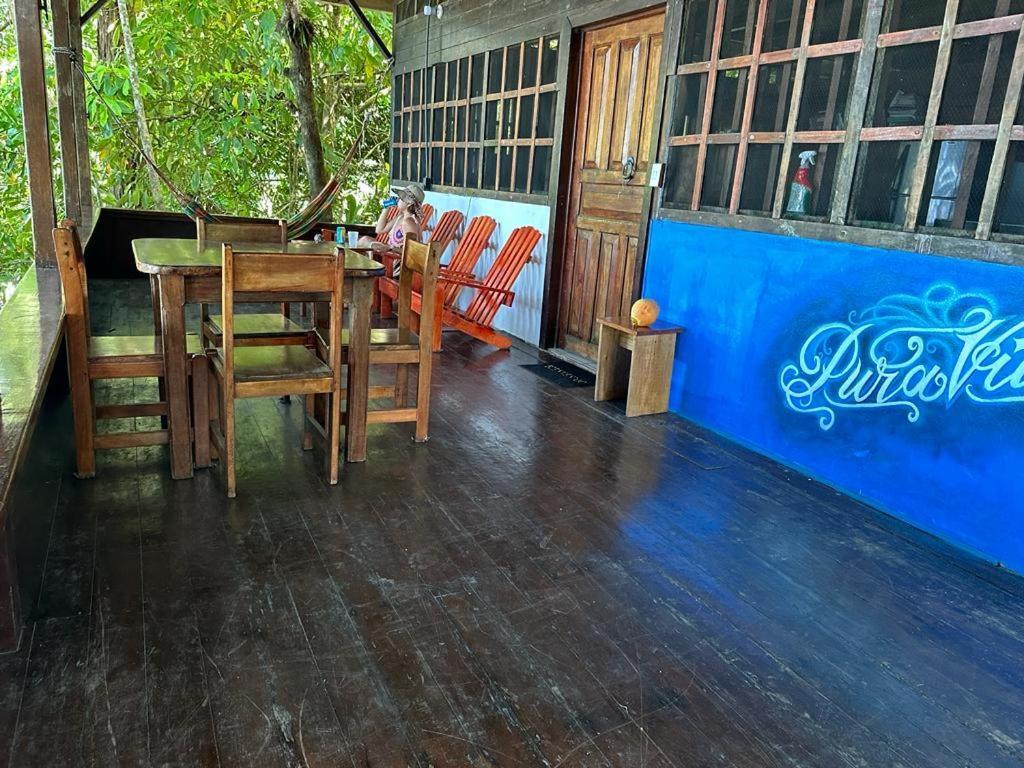 Pirate Drake Beach Hostel & Tour Company Drakes Bay Exterior foto